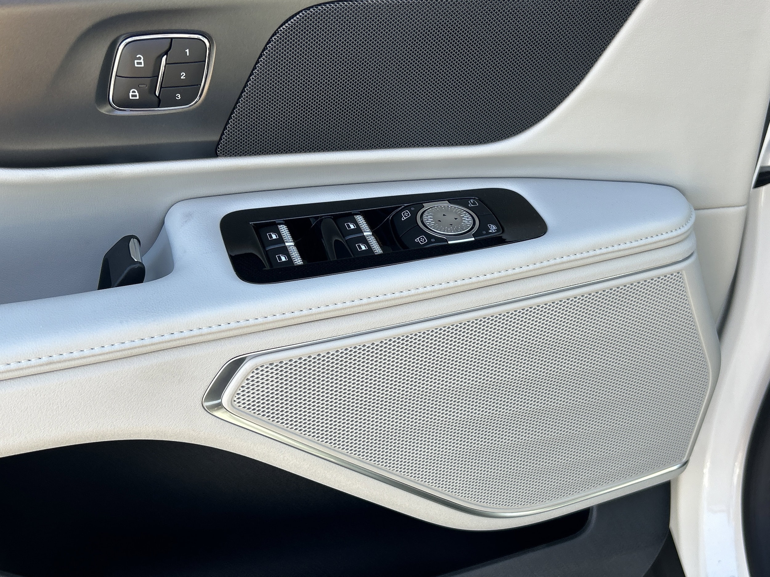 2026 Lincoln Nautilus Premiere - Photo 19