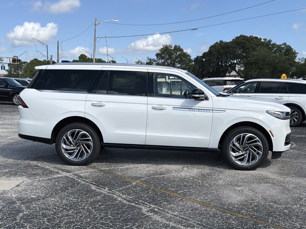 New 2026 Lincoln Navigator Reserve SUV