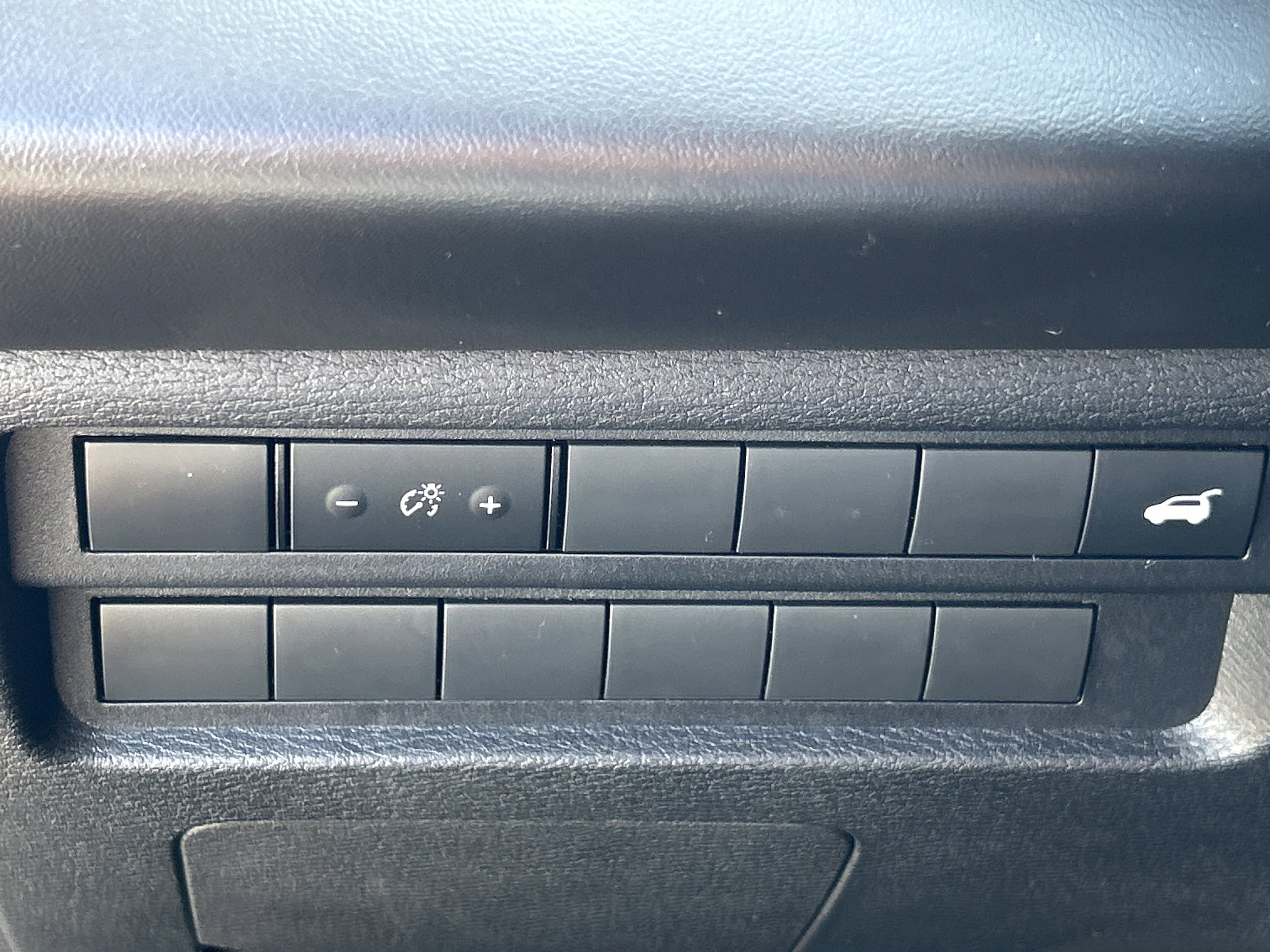 2023 Mitsubishi Outlander SE - Photo 35