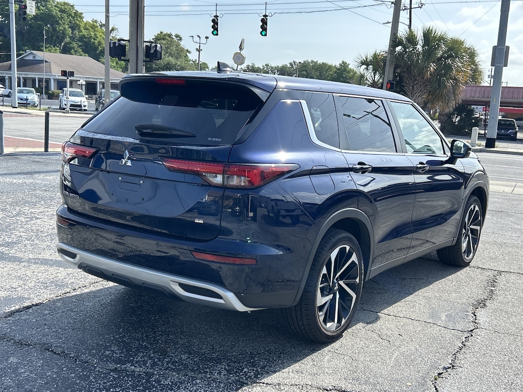 Used 2023 Mitsubishi Outlander SE SUV