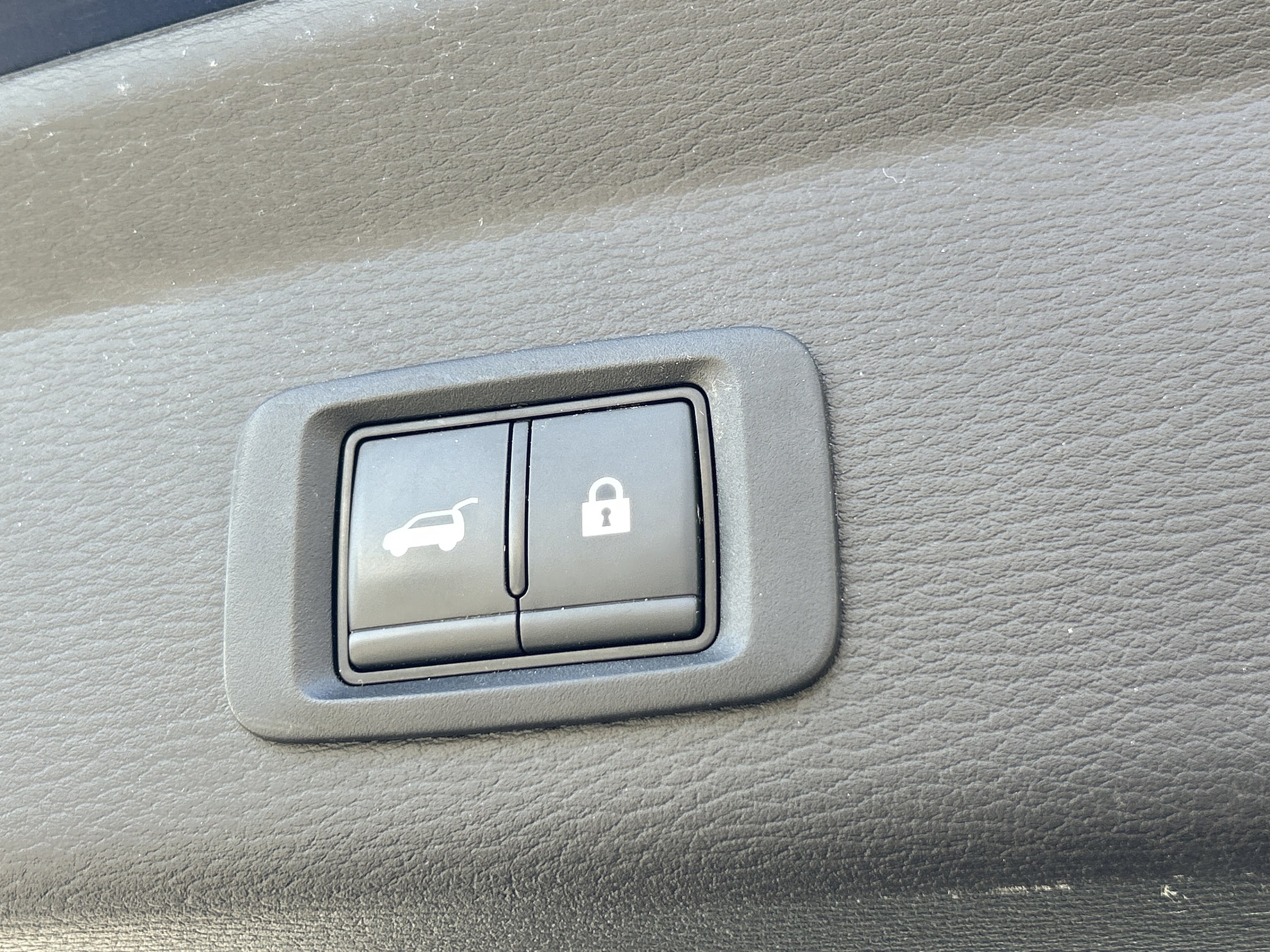 2023 Mitsubishi Outlander SE - Photo 6