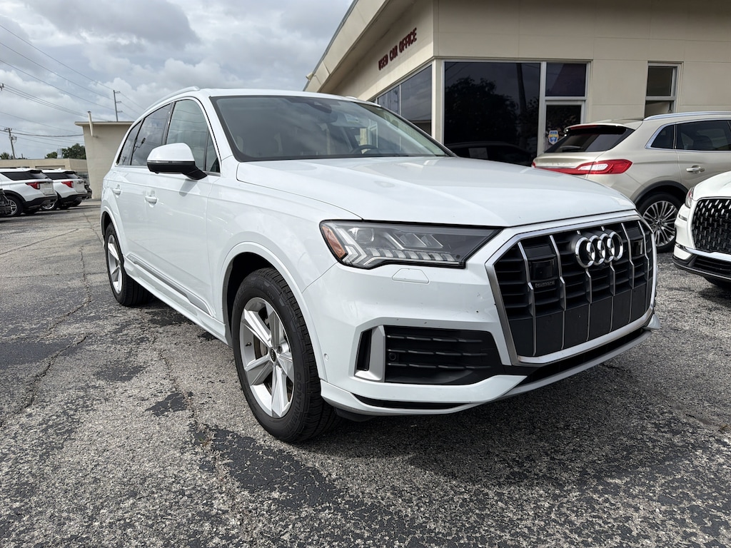 Used 2024 Audi Q7 45 Quattro Premium SUV