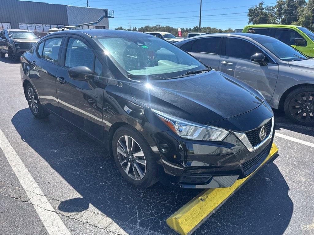 Certified 2022 Nissan Versa 1.6 SV Sedan