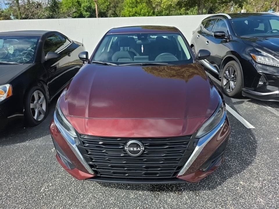 Used 2024 Nissan Altima 2.5 SV Sedan