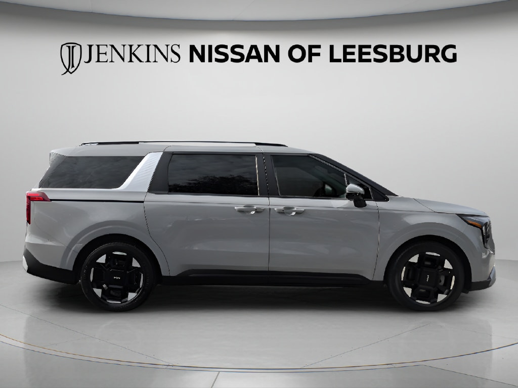 Used 2025 Kia Carnival EX Van Passenger Van