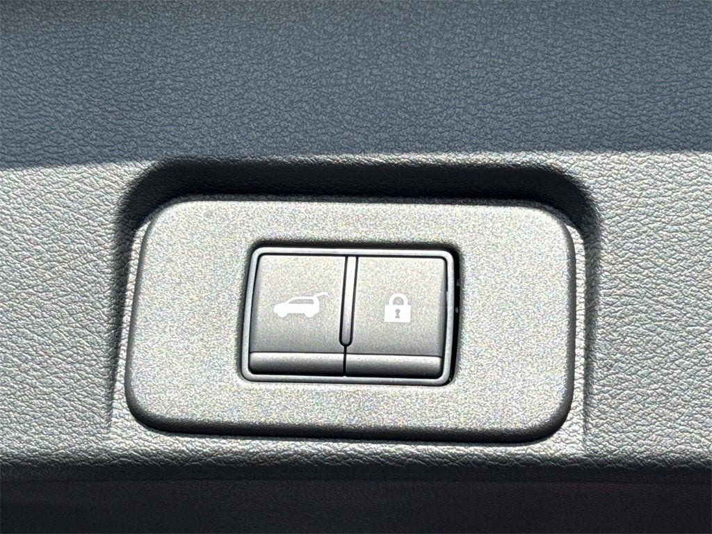 2026 Nissan Rogue Platinum - Photo 14