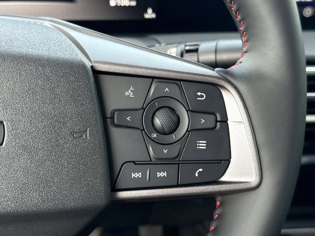 2026 Nissan Sentra SR - Photo 41