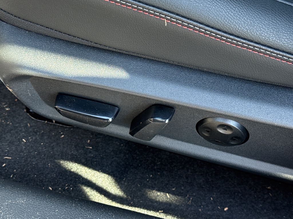 2026 Nissan Sentra SR - Photo 31