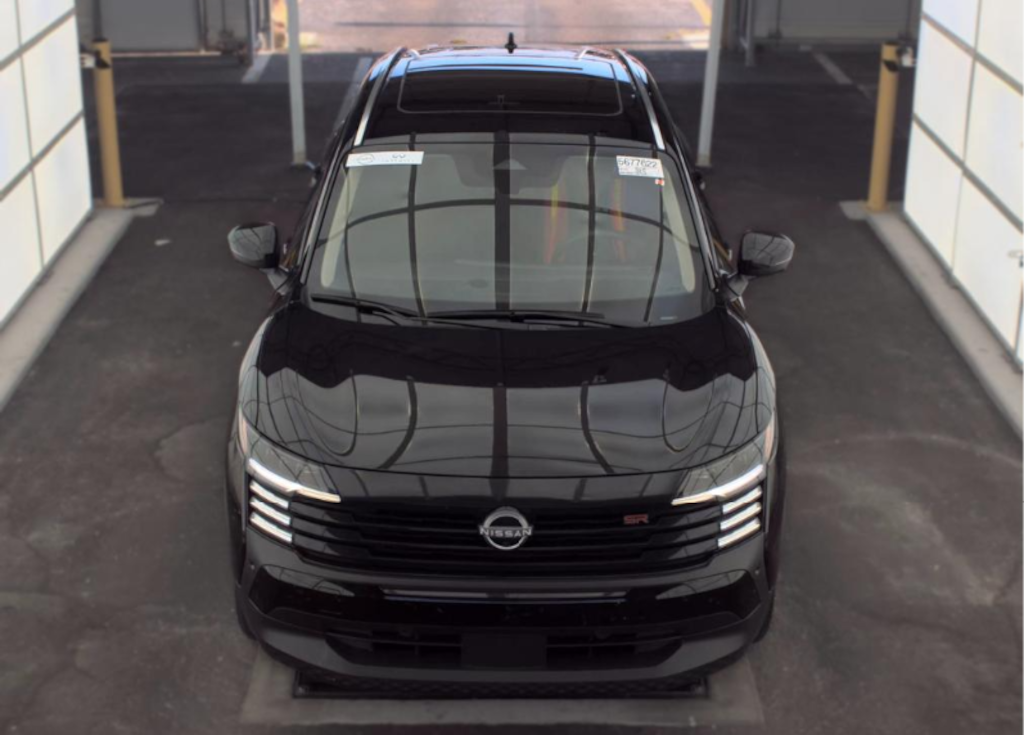 Used 2025 Nissan Kicks SR SUV