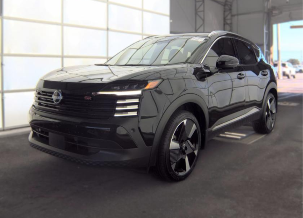 Used 2025 Nissan Kicks SR SUV
