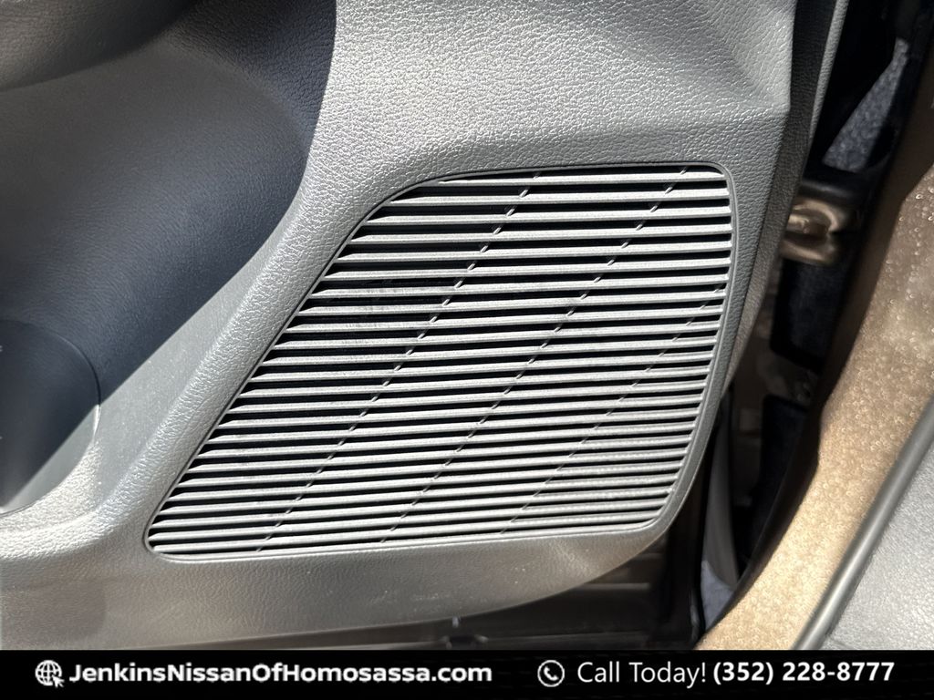 2026 Nissan KICKS SR - Photo 27