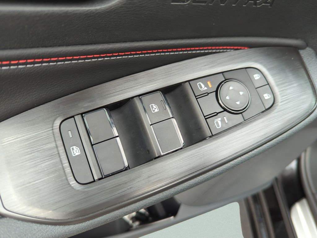 2026 Nissan Sentra SR - Photo 25