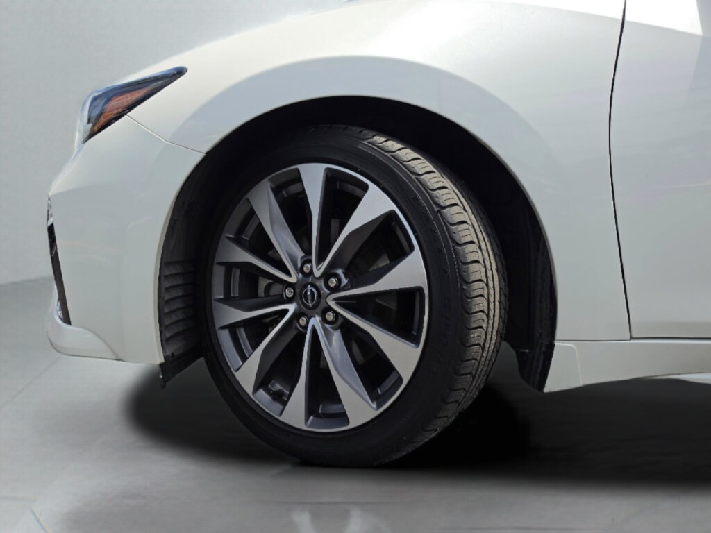 2023 Nissan Maxima Platinum - Photo 51