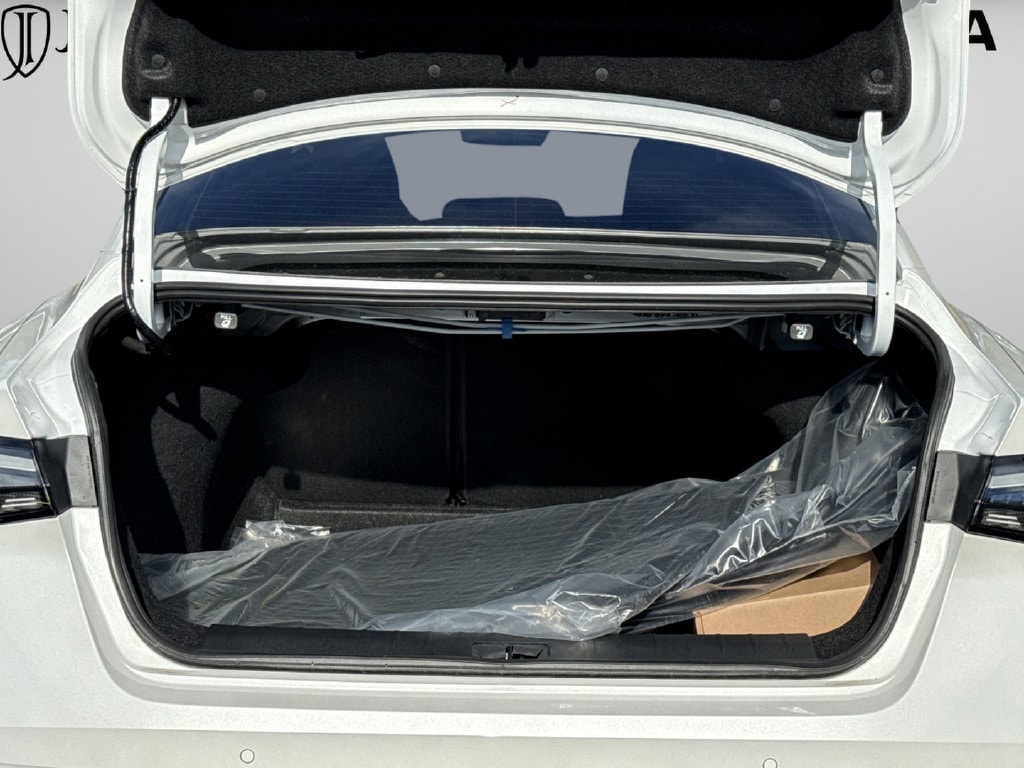 2026 Nissan Sentra SR - Photo 43