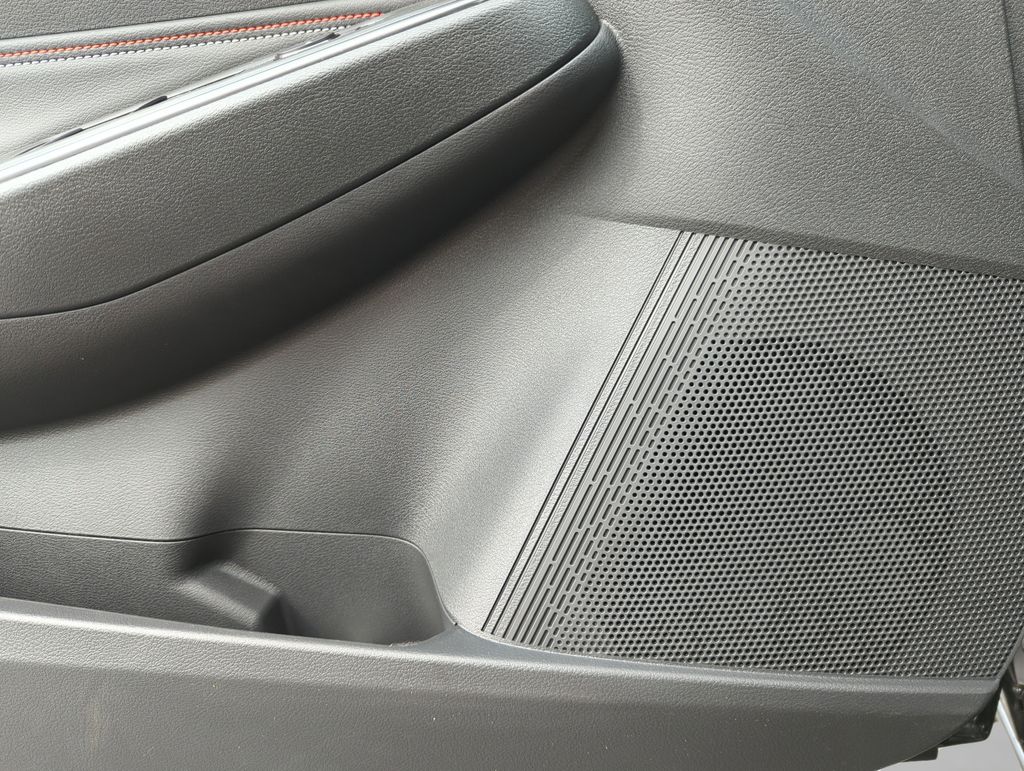 2026 Nissan Sentra SR - Photo 33