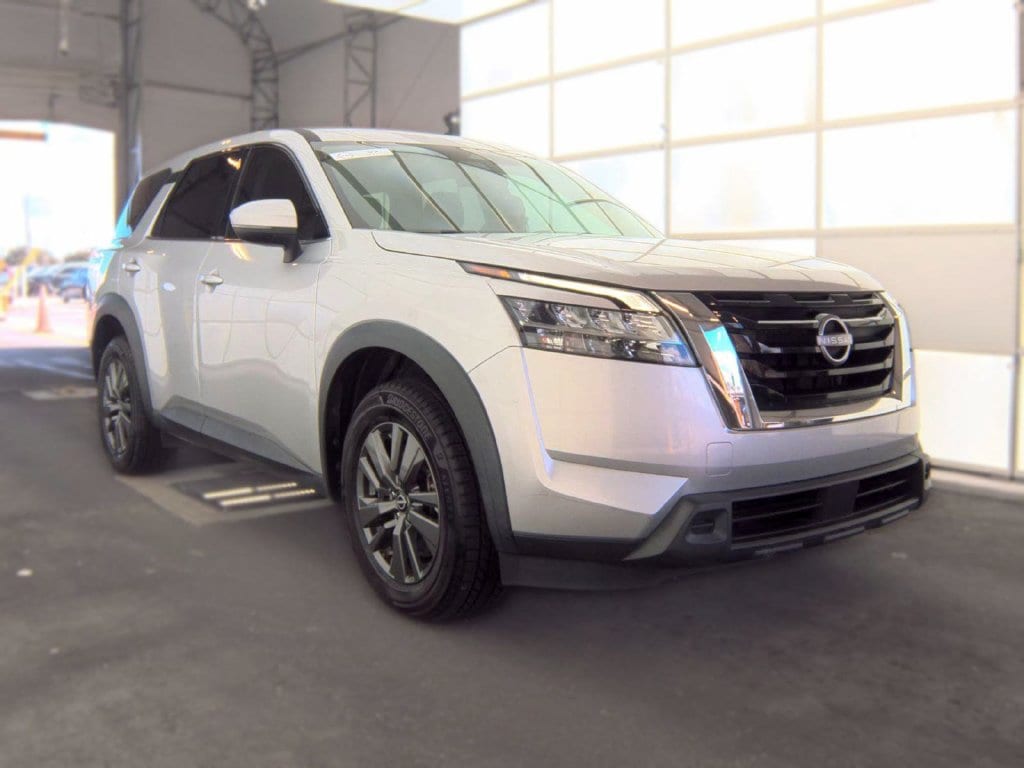 2022 Nissan Pathfinder S