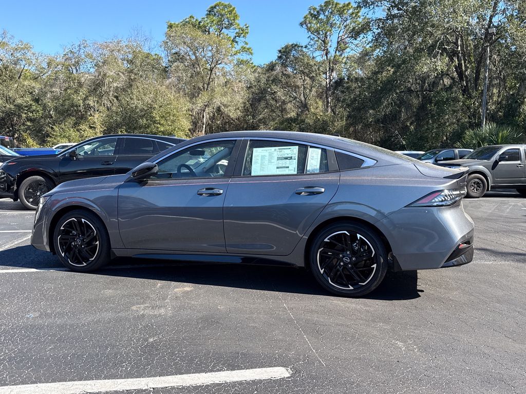 2026 Nissan Sentra SR - Photo 11