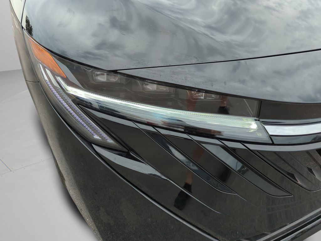 2026 Nissan Sentra SR - Photo 44