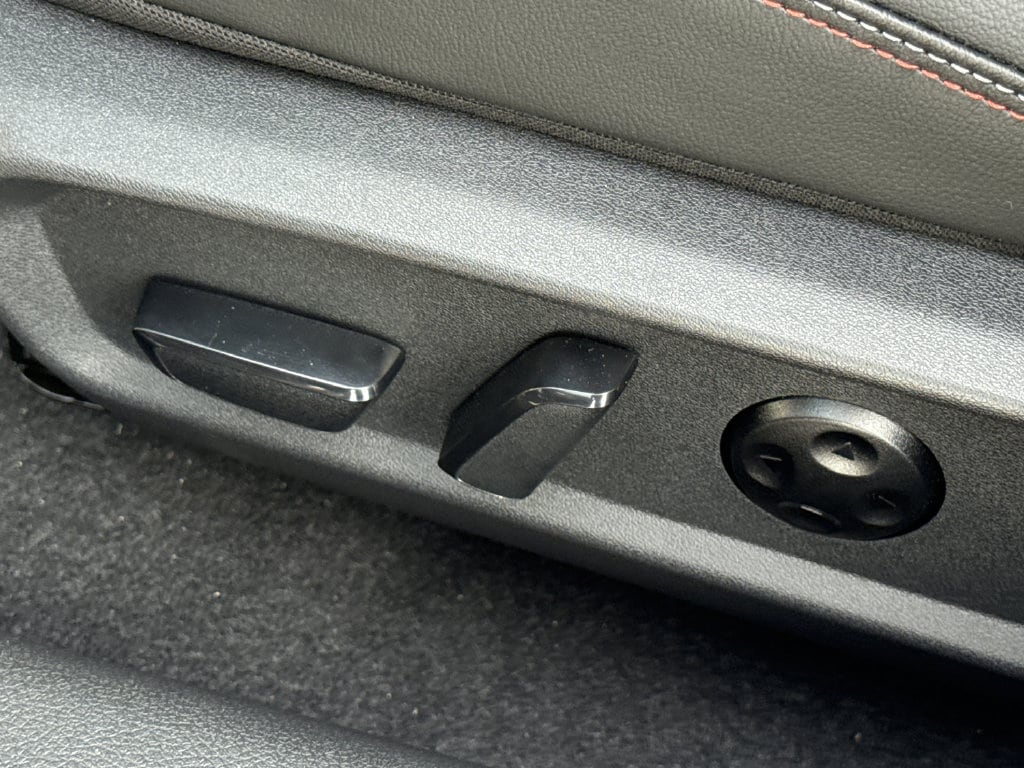 2026 Nissan Sentra SR - Photo 34