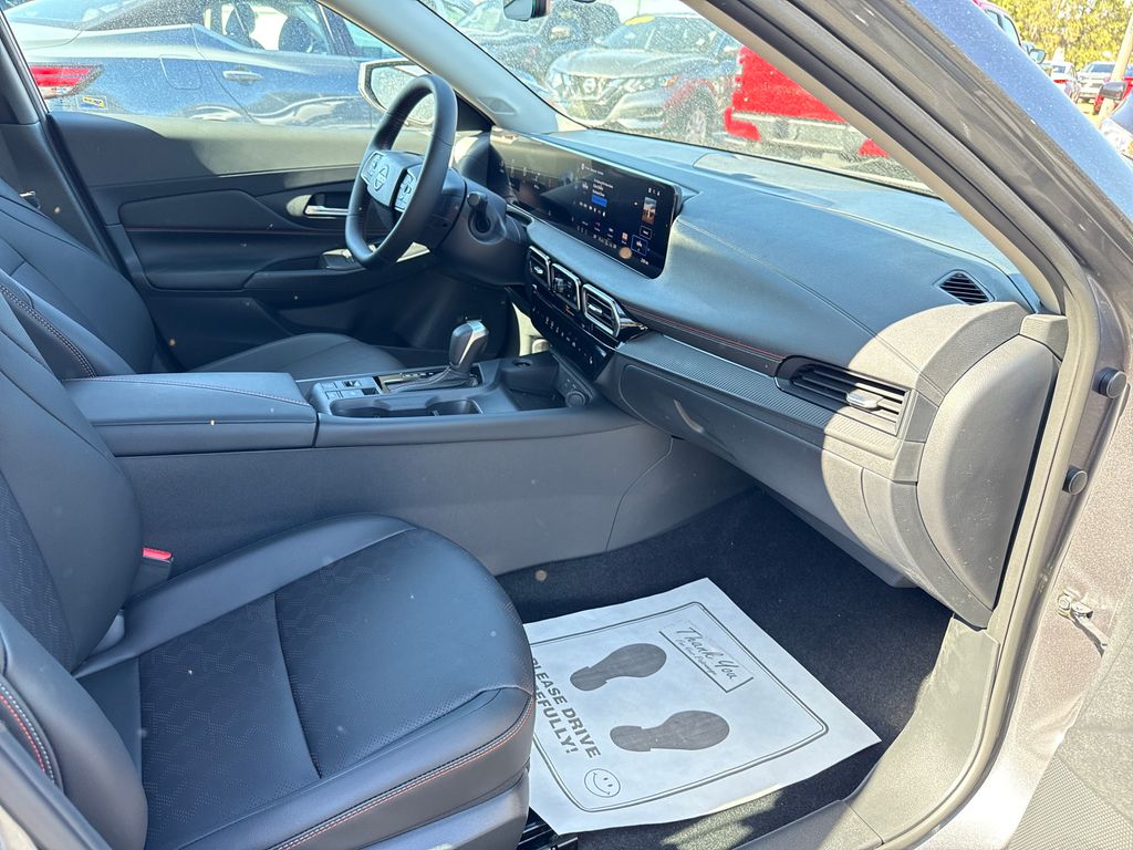 2026 Nissan Sentra SR - Photo 21