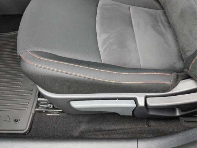 2025 Nissan Sentra SR - Photo 35