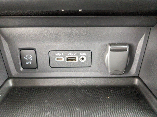 2025 Nissan Sentra SR - Photo 30