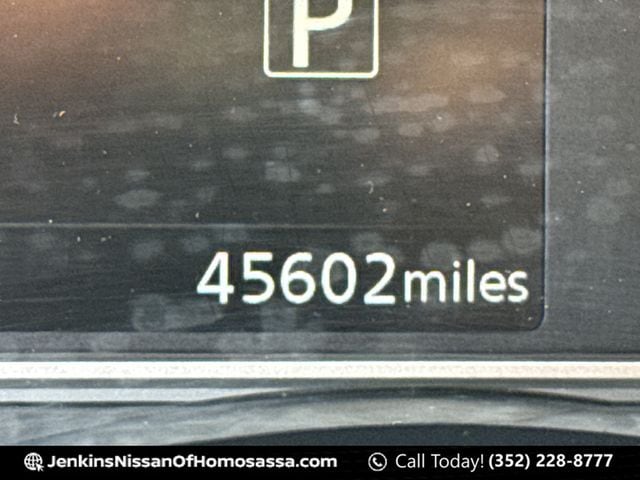 2024 Nissan Versa Sedan SR - Photo 46