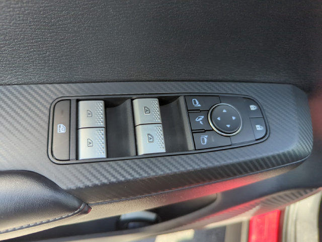 2024 Mitsubishi Outlander SE - Photo 33