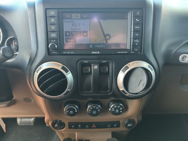 2012 Jeep Wrangler Sahara - Photo 31