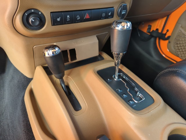 2012 Jeep Wrangler Sahara - Photo 35