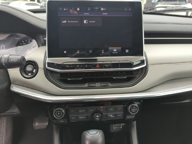 2024 Jeep Compass Limited - Photo 35