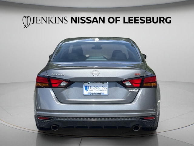 2024 Nissan Altima SR - Photo 9