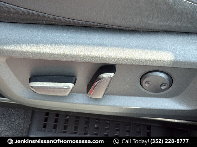 2025 Nissan Rogue SL - Photo 34