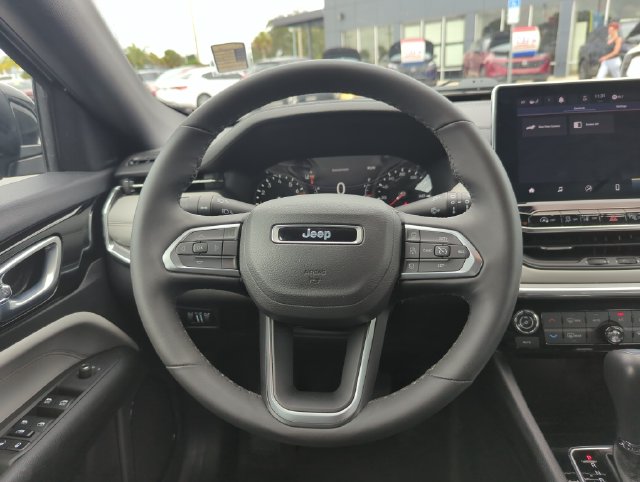 2024 Jeep Compass Limited - Photo 25