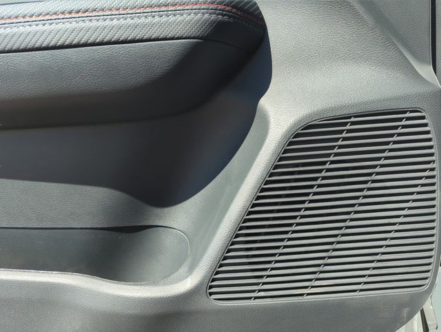 2026 Nissan KICKS SR - Photo 25
