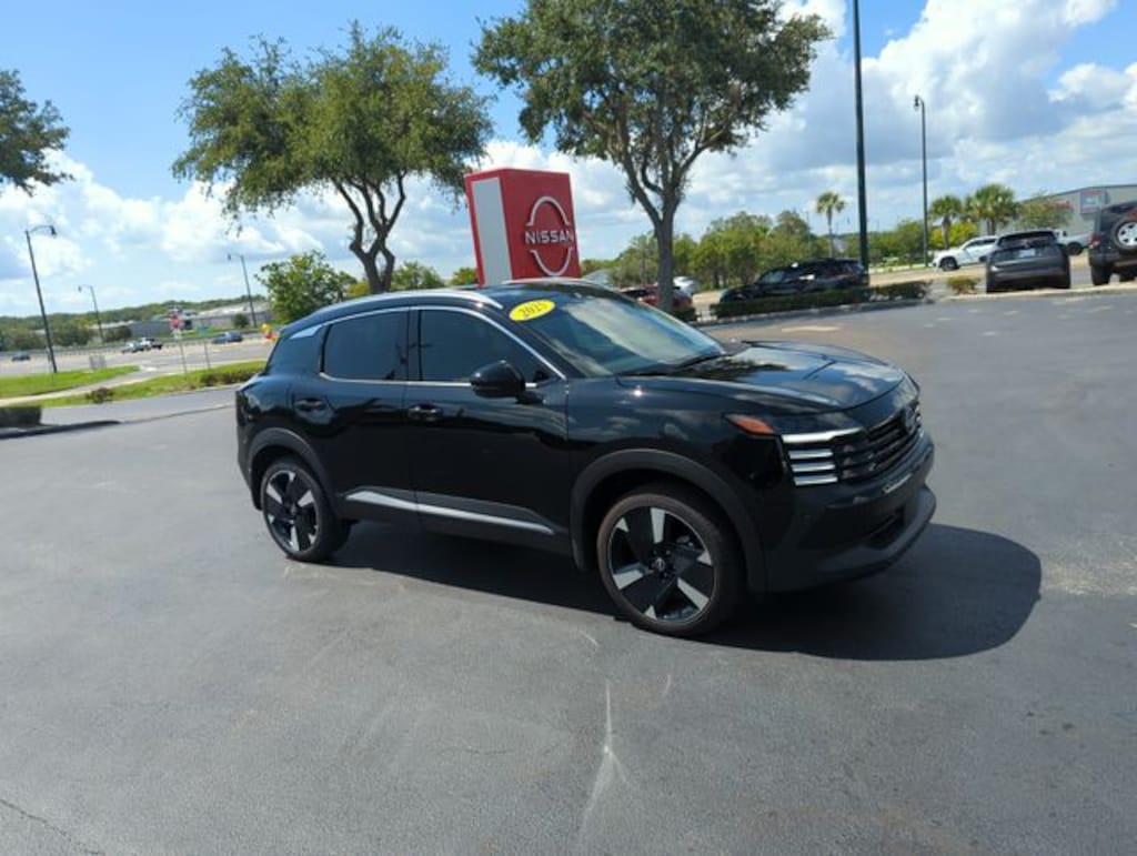 Certified 2025 Nissan Kicks SR SUV