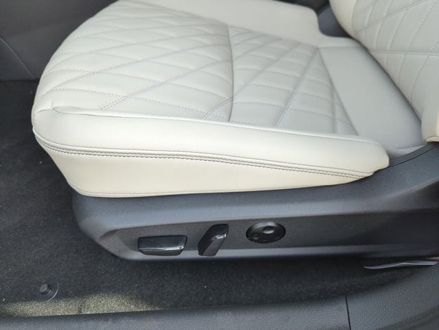 2026 Nissan Sentra SL - Photo 24