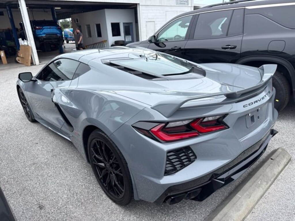 Used 2024 Chevrolet Corvette Stingray w/2LT Coupe