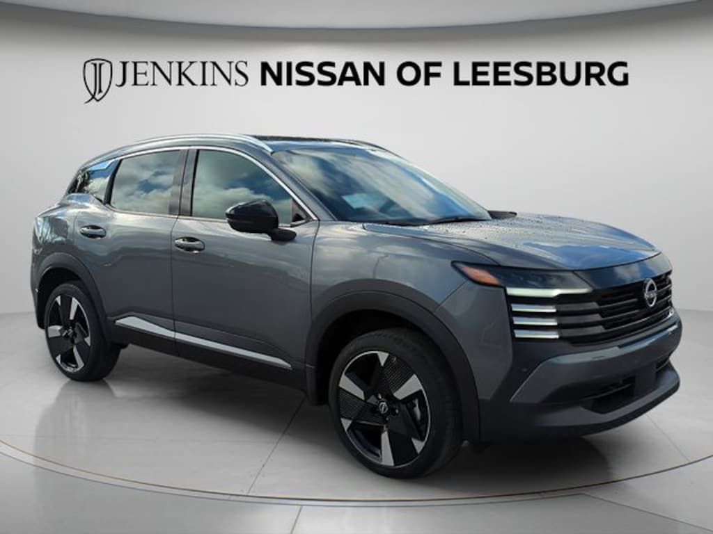Used 2026 Nissan Kicks SR SUV