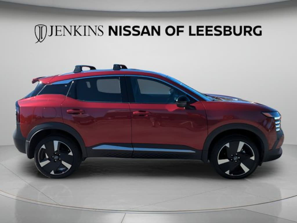 Used 2026 Nissan Kicks SR SUV