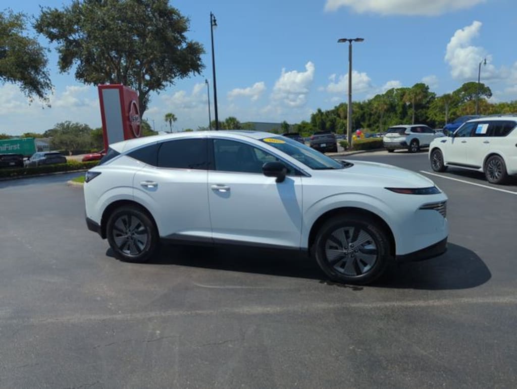 Certified 2025 Nissan Murano SL SUV