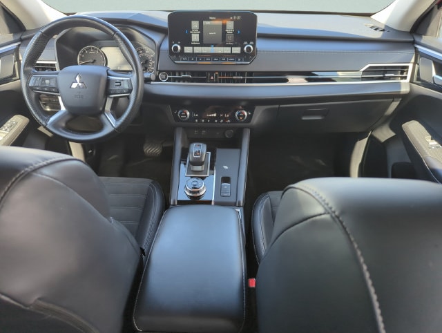 2024 Mitsubishi Outlander SE - Photo 25