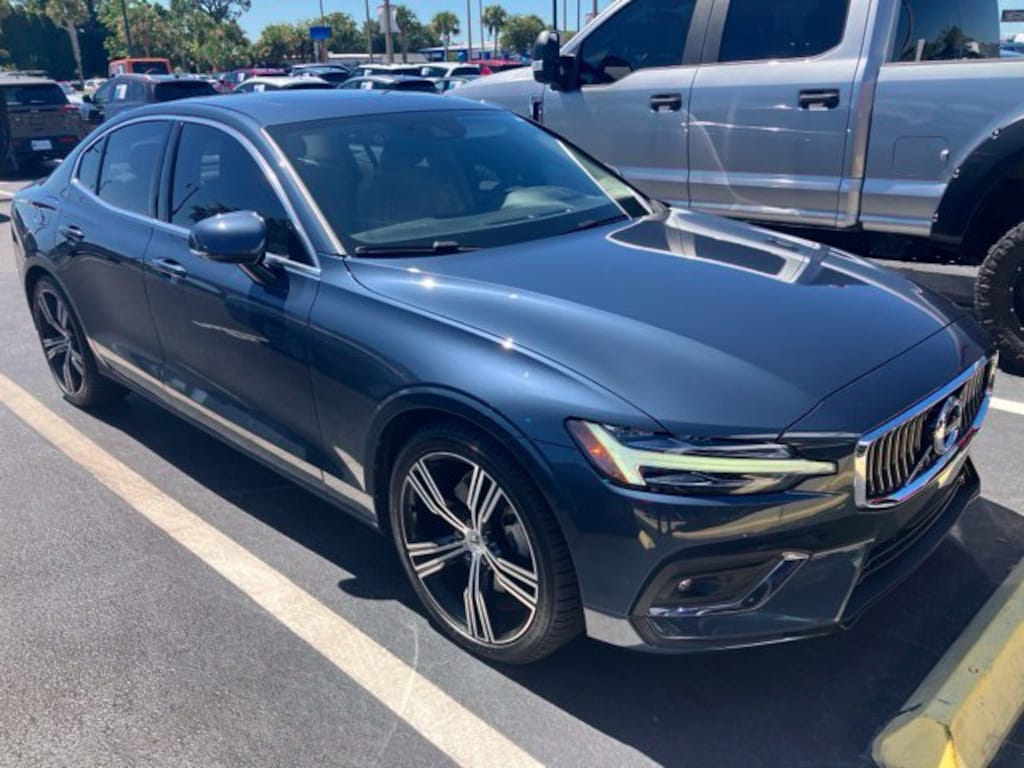 Certified 2021 Volvo S60 T5 Inscription Sedan