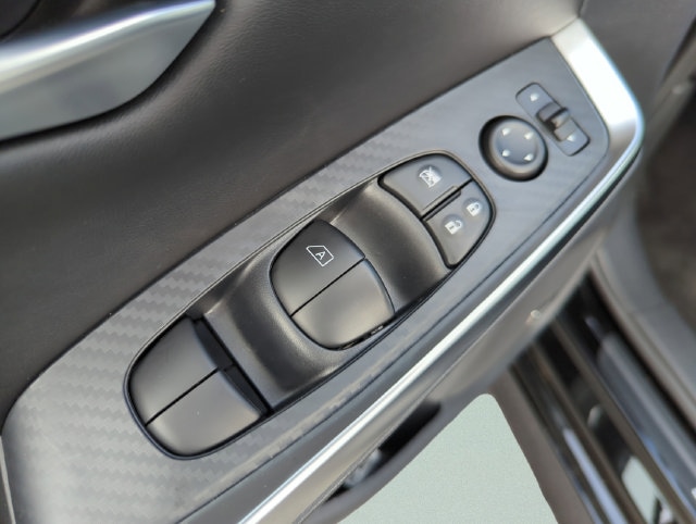 2025 Nissan Sentra SR - Photo 25