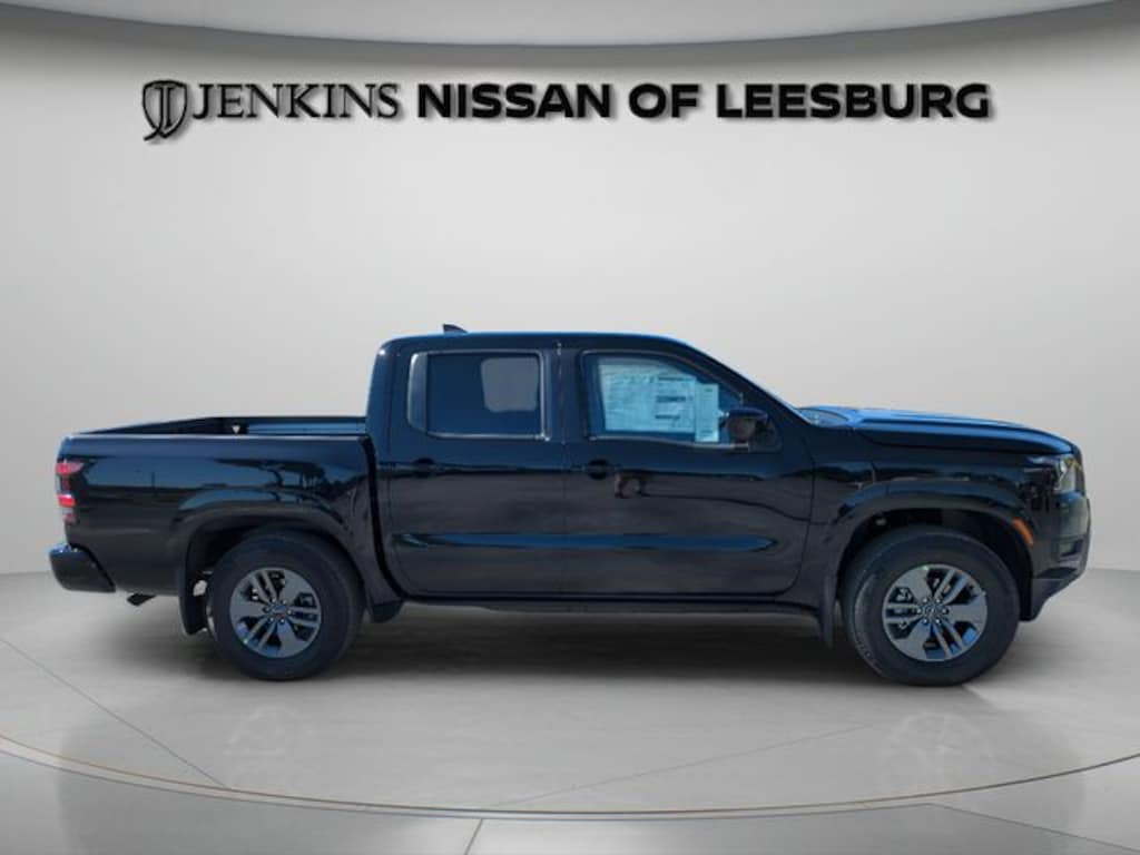 Used 2026 Nissan Frontier SV Truck Crew Cab