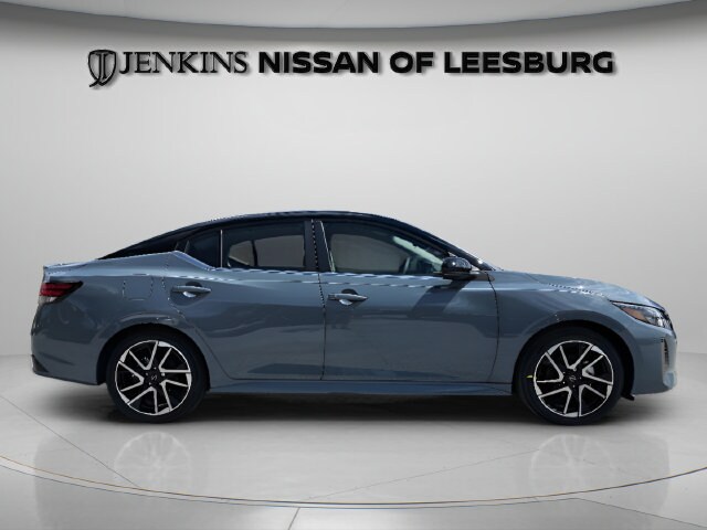 2025 Nissan Sentra SR - Photo 14