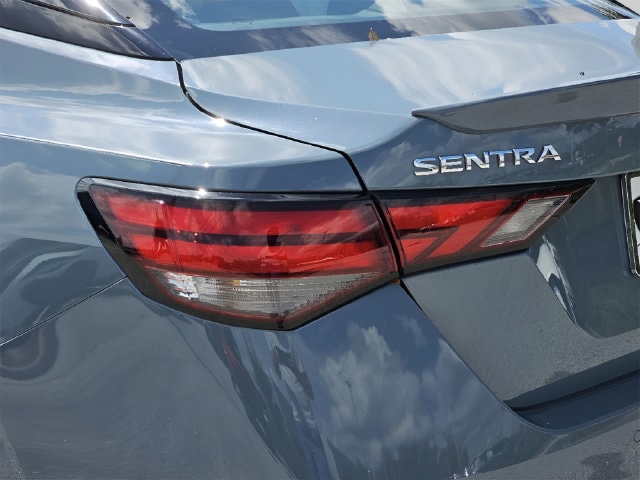 2025 Nissan Sentra SR - Photo 19
