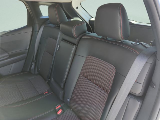 2026 Nissan KICKS SR - Photo 22