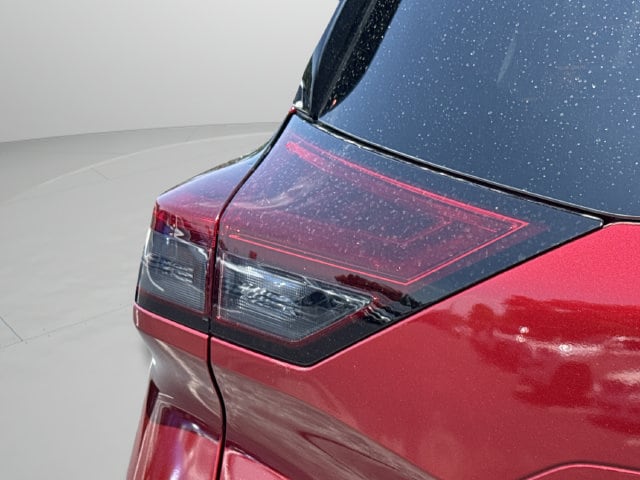 2025 Nissan Rogue SL - Photo 18