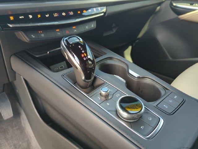 2025 Cadillac XT4 Premium Luxury - Photo 41